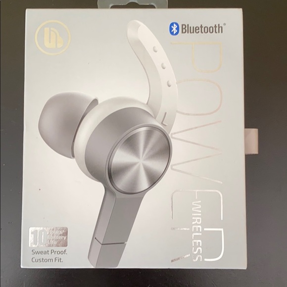 Bluetooth Power Wireless Earbuds - Picture 1 of 3